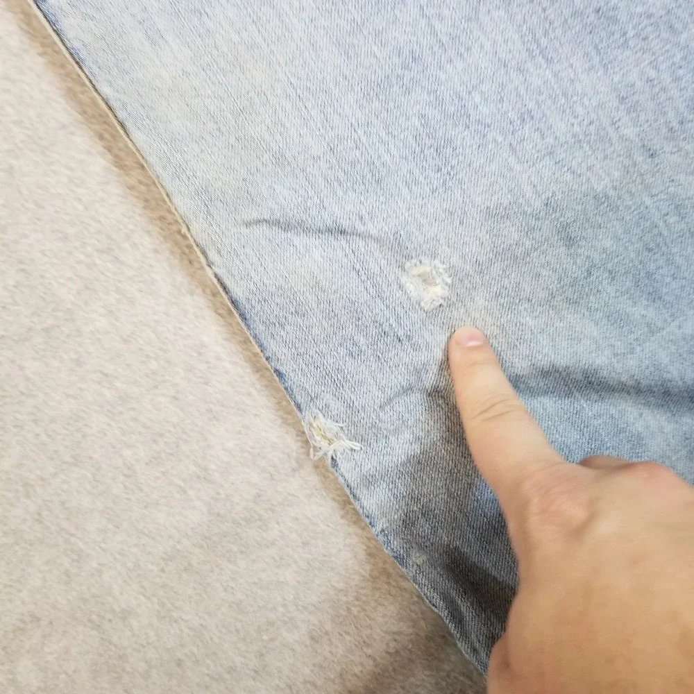 True Religion Jeans Mens 40 Light Wash Blue Distressed Straight Flap Pocket USA
